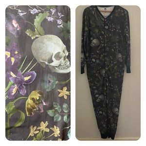 SKULL & BONES Black Floral Skull Onesie Pajamas